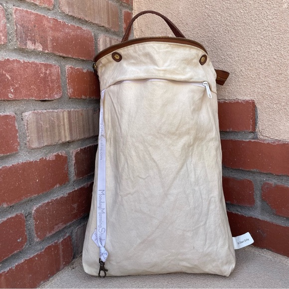 Handmade Convertible Waxed Canvas Tote with Leather Strap in Avocado Green - Picture 8 of 11